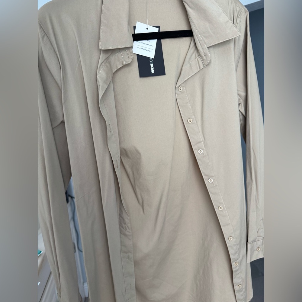Tres Chic Poplin Shirt - Taupe - Picture 3 of 5